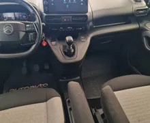 Notranja slika - Citroën Berlingo - 1.5 BlueHDi 130 Plus SLO•1 Lastnik•TOV.JAMSTVO - 11 - Predogledna slika