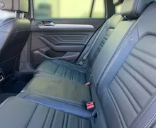 Notranja slika - Volkswagen Passat Variant - 2.0 TDI BMT R-LINE 4MOTION DSG - 11 - Predogledna slika