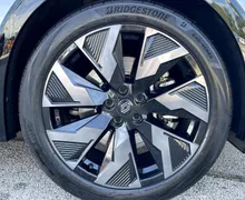 Zunanja slika - Renault Rafale - E-Tech 200 Full hybrid esprit Alpine Avt. - 5 - Predogledna slika