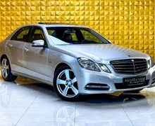Zunanja slika - Mercedes-Benz E-Razred - E 220 CDI AUT.-PANO.-GRETJE-PDC-NAVI-F1... - 3 - Predogledna slika