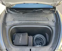 Notranja slika - Tesla Model Y - 3D3 / 3D7 - 11 - Predogledna slika