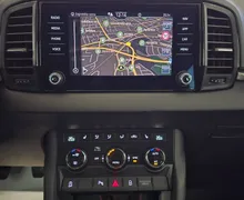 Notranja slika - Škoda Karoq - 2.0 TDI Selection - LED.virtual.kamera.asistence - 12 - Predogledna slika