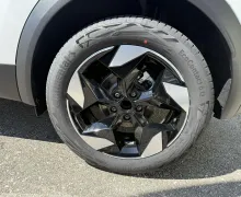 Zunanja slika - Renault Captur - TCe 115 Techno - 6 - Predogledna slika