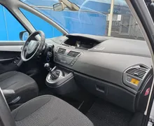 Zunanja slika - Citroën C4 - Picasso 1.6 HDI.OPR.VEL.SERVIS - 11 - Predogledna slika