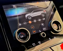 Zunanja slika - Land Rover Range Rover Velar - 2.0 TD Base Aut.•ALCANTARA•KAMERA•ALU20•VL.KLJU - 16 - Predogledna slika