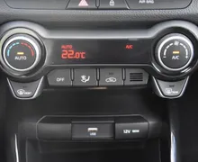 Zunanja slika - KIA Stonic - 1.2 DPI 57.9 kW  79 KM  LX Urban+ M T - 13 - Predogledna slika