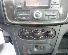 Zunanja slika - Dacia Sandero - 1.0 SCe - 1. LASTNIK SLO POREKLO - FINANCIRANJE - 9 - Predogledna slika