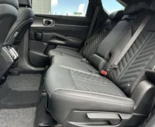 Notranja slika - KIA Sorento - 2.2 CRDi EX Limited Panor. 8DCT AWD 2025 facelift - 11 - Predogledna slika