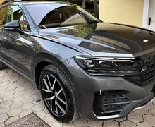 Zunanja slika - Volkswagen Touareg - 4motion V6 TDI R-LINE 1.LAST BLACK PANO LUFT H-UP - 3 - Predogledna slika