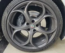 Zunanja slika - Alfa Romeo Giulia - 2.2 AT8 Q4 Veloce - AKT. TEMPOMAT - GRETJE VOLANA - 18 - Predogledna slika