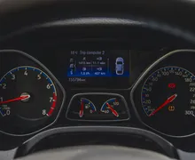 Zunanja slika - Ford Focus - 2.3 EcoBoost RS 4x4-RECARO-BREMBO-NAVI-SYNC-DAB-19 - 14 - Predogledna slika