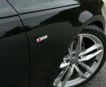 Notranja slika - Audi A4 - 2.0 TDI-S LINE-XENON+LED-NAVI-LIZING ZA TUJCE- - 8 - Predogledna slika