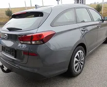 Zunanja slika - Hyundai i30 Wagon - 1.4 T-GDI STYLE°Multimedija°DAB°PLUS°RG°1.LASTNIK - 4 - Predogledna slika