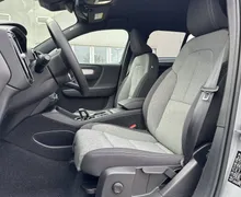 Notranja slika - Volvo XC40 - B3P Core Avt... - 10 - Predogledna slika