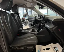 Zunanja slika - Peugeot 2008 - 1,2 PureTech 130 S&S ALLURE - 9 - Predogledna slika