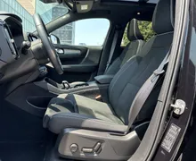 Notranja slika - Volvo XC40 - B4P Ultra Black Edition Avt. - 10 - Predogledna slika