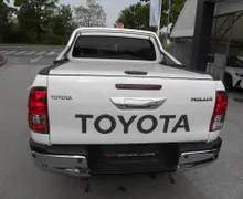 Zunanja slika - Toyota HILUX DOUBLE CAB - Toyota Hilux MY25 2.8 D-4D HYBRID 48V DC A T6 CITY PLUS - 5 - Predogledna slika