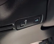 Notranja slika - Volvo XC40 - D3 Momentum Pro Avt. - LED.kamera.asistence.navi - 18 - Predogledna slika