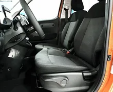 Zunanja slika - Hyundai Inster - 42 KWH TREND-AKT.TEMP-APPLE-DAB-KAMERA-VIDEO - 9 - Predogledna slika