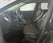 Notranja slika - Renault Captur - E-Tech HYBRID Avt.-KAMERA-1 LASTNIK-FUL LED - 10 - Predogledna slika