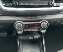 Notranja slika - KIA Stonic - 1.0 T-GDi LX Urban ISG DCT - 18 - Predogledna slika