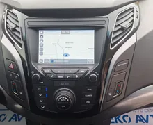 Notranja slika - Hyundai i40 - 1.7 CRDI 85KW PREMIUM FUL LED-NAVI-KAMERA-PDC-... - 8 - Predogledna slika
