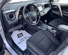 Notranja slika - Toyota RAV4 - Hybrid 2.5-SLO-NAVI-LED+R.KAMERA+KLJUKA - 9 - Predogledna slika
