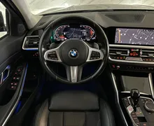 Notranja slika - BMW serija 3: - 318i Sport Line |Led|Kamera|Virtual|Navi|Gretje| - 9 - Predogledna slika