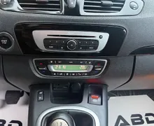Zunanja slika - Renault Scénic - Grand Scenic dCi 130 Energy Bose Navi Alcantara TOP STANJE - 12 - Predogledna slika