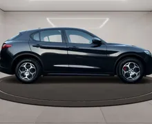 Zunanja slika - Alfa Romeo Stelvio - Q4 2.2 Diesel 190 Avt. 1 letna garancija 1 lastnik - 7 - Predogledna slika