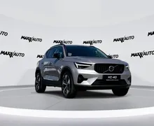 Zunanja slika - Volvo XC40 - B4P Ultra Dark Avt. - 3 - Predogledna slika