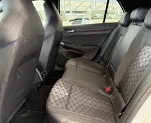Zunanja slika - Volkswagen Golf - 4JOY 1.5 eTSI DSG-SLO-1.lastnik-MATRIX-KAMERA - 10 - Predogledna slika