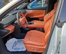 Zunanja slika - Changan Deepal S05 - +vlečna kljuka+oranžna notranjost+DOBAVA TAKOJ - 4 - Predogledna slika