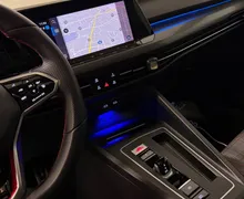 Notranja slika - Volkswagen Golf - 2.0 TSI-GTI-PANORAMA-VIRTUAL-DSG-ACC-IQ-KAMERA-NAV - 11 - Predogledna slika