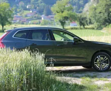 Zunanja slika - Volvo XC60 - Volvo  D4 Business Avt., PANO., H/K., kljuka - 4 - Predogledna slika