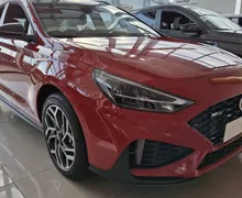 Zunanja slika - Hyundai i30 Wagon - 1.5 MPI 96 PREMIUM N-LINE WINTER rg 4ZIMSKE GUME.. - 2 - Predogledna slika