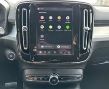 Notranja slika - Volvo XC40 - B3 P Core AT DCT 3 leta garancija+3 servisi... - 17 - Predogledna slika