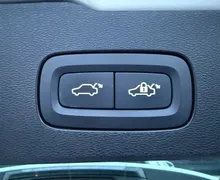 Zunanja slika - Volvo V60 - D4 PANO-FullLED-Usnje-KAM-Mkot-PDC-Gretje-KljukaDE - 29 - Predogledna slika