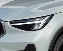 Zunanja slika - Volvo XC40 - B3 bencin 163hp AUT FWD DCT  SLO vozilo 1.lastnik - 10 - Predogledna slika