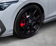 Notranja slika - Volkswagen Golf - 2.0 TSI BMT GTI DSG-SLO-19 COL-ACC-Mrtvi kot-Kam - 7 - Predogledna slika