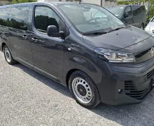 Zunanja slika - Opel Zafira - vivaro 2.2 diesel avtomatik - 9 SEDEŽEV - 2 - Predogledna slika