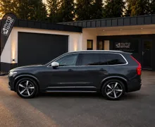 Zunanja slika - Volvo XC90 - D5 AWD R-DESIGN•ZRAČNO•KLJUKA•LED•VIRTUAL•NAVI•360 - 5 - Predogledna slika