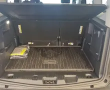 Zunanja slika - Ford Tourneo Courier - 1.0 EcoBoost Active-RADAR-NAVI-BLISS-PREČNI-KAMER - 9 - Predogledna slika