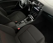 Notranja slika - VW Golf - 2.0TDI-SOUND-2XLED-2XPDC-ACC-NA OBROKE... - 9 - Predogledna slika