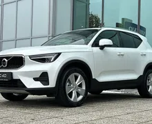Zunanja slika - Volvo XC40 - B3 P Core AT DCT 3 leta garancije + 3 servisi... - 1 - Predogledna slika
