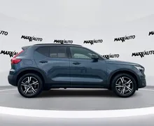 Zunanja slika - Volvo XC40 - B3 P Plus Dark Avt. - 4 - Predogledna slika