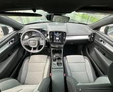 Notranja slika - Volvo XC40 - B3 P Core AT DCT... - 20 - Predogledna slika