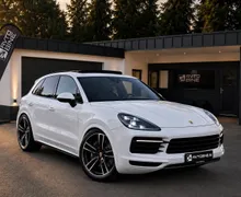 Zunanja slika - Porsche Cayenne - PANO•SOFT CLOSE•ZRAČNO•360•BELA PERLA... - 1 - Predogledna slika