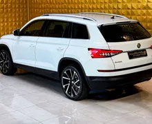 Notranja slika - Škoda Kodiaq - 2.0 TDI 4X4 AUT. KLJUKA-MEMORY-GRETJE-RADAR TEMP - 8 - Predogledna slika