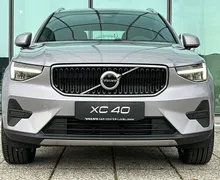 Zunanja slika - Volvo XC40 - B3 P Core AT DCT 3 leta garancije + 3 servisi... - 2 - Predogledna slika